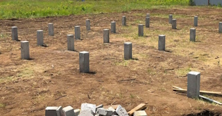 Фундамент на забивных жб сваях под ключ в Нерюнгри - фундамент из забивных железобетонных свай цена от 3168 руб/м2